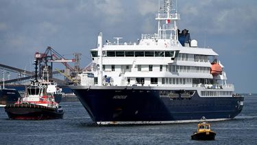 The Dutch Hantavirus-hit cruise ship MV Hondius sails off the Netherlands' coast as it approaches the port of Rotterdam on May 18, 2026. Cruise ship MV Hondius is expected to arrive at the port of Rotterdam and the ship's crew members will undergo a medical screening.
Nicolas TUCAT / AFP