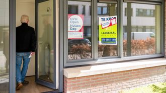 Ondanks hoge huizenprijzen worden er dit jaar waarschijnlijk meer huizen verkocht dan ooit: hoe kan dat?