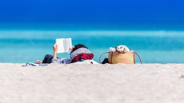 Vakantie, zon, reizen, strand, cybercriminelen