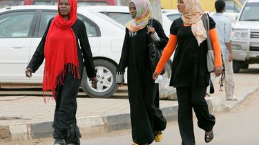 Soedanese vrouwen niet veroordeeld voor broek dragen