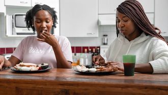 Beter omgaan met stress? Volgens onderzoek begint dat mogelijk al bij je ontbijt