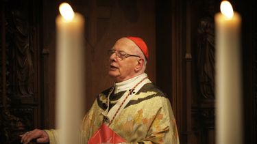 foto van kardinaal Simonis