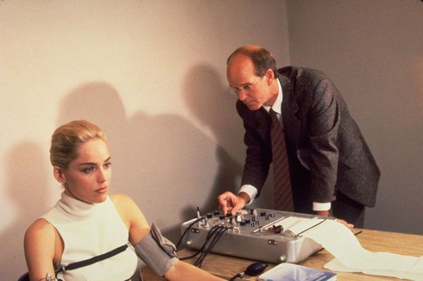 leugendetector liegen basic instinct