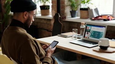 Nederlanders overschatten zichzelf massaal: 9 op de 10 trapt soms in online oplichting