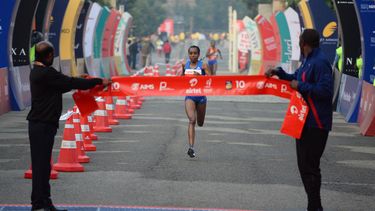 Nieuw record halve marathon door Ethiopische atlete
