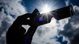 Stelling van de dag: 'Ik ga woensdag de zonsverduistering bekijken'