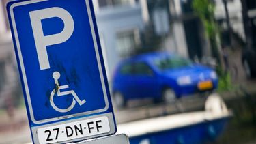 Veel misbruik bij parkeerplekken voor gehandicapten