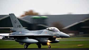 F16 Volkel Russische bommenwerpers Nederlandse Denen