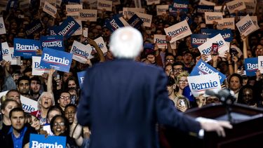 Super Tuesday: gevecht tussen Biden, Sanders en het geld van Bloomberg