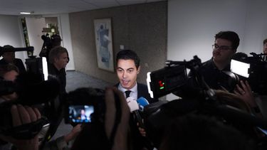 DEN HAAG - Rob Jetten (D66) komt aan voor een gesprek over de onderwijsbegroting tussen de coalitie en de oppositie. De coalitiepartijen PVV, VVD, NSC en BBB hebben aan de oppositiepartijen D66, CDA, ChristenUnie, SGP en JA21 een voorstel gedaan voor de begroting van het ministerie van Onderwijs, Cultuur en Wetenschap. ANP JEROEN JUMELET