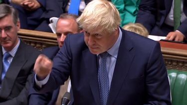 Boris Johnson vraagt om motie van wantrouwen 