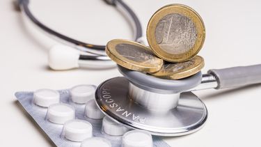 Stelling van de dag: 'Een zorgpremie van meer dan 2000 euro per jaar is voor veel Nederlanders te duur'