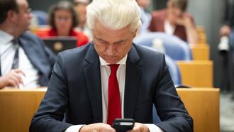 Onderzoek onder politici: lokale volksvertegenwoordigers keren X massaal de rug toe