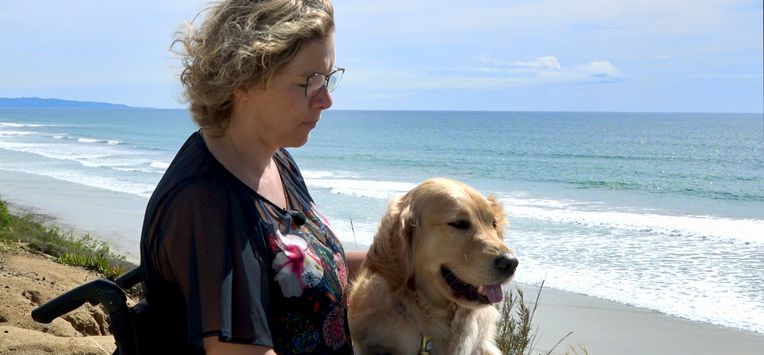 Katelijne met hond Dwars dwarslaesie