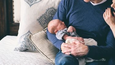 In Nederland is het vaderschapsverlof nu maximaal 2 dagen. Foto: Pixabay