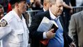 Weinstein meldt zichzelf bij de politie. Foto: ANP