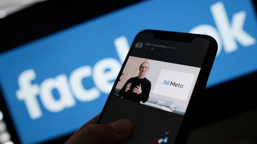 Facebook account Meta Mark Zuckerberg russia ukraine