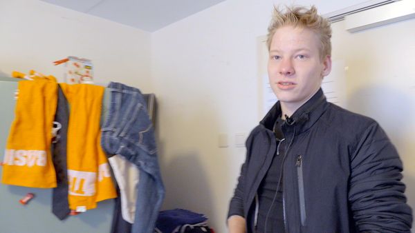 Verloren jongeren jeugdzorg Lars