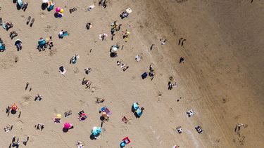 31 graden zomers weer hoe normaal is dit, tijd van het jaar warm tropisch