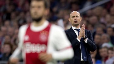 Ajax pakt met hulp van tegenstander Sparta 3 punten