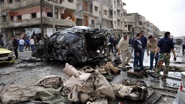 In de Syrische stad Homs wordt nog gebombardeerd. Foto: EPA