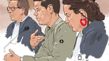 DEN HAAG - Rechtbanktekening van Corné H. (M) met zijn advocaten tijdens een kort geding. De advocaten van H. eisen in een kort geding dat hun cliënt met onmiddellijke ingang een plaats in een tbs-kliniek krijgt. De man gijzelde op 5 december 2025  drie gevangenismedewerkers in Vught. In maart 2024 gijzelde hij vier mensen in een café in Ede. ALOYS OOSTERWIJK / ANP