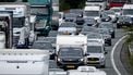 BREDA - Vakantieverkeer op de A58 bij Breda, reizigers zijn op weg naar hun vakantiebestemming. ANP ROBIN VAN LONKHUIJSEN