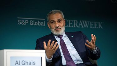 Haitham al-Ghais, Secretary General of OPEC, speaks with Carlos Pascual during CERAWeek by S&P Global in Houston, Texas on March 7, 2023. 
Mark Felix / AFP