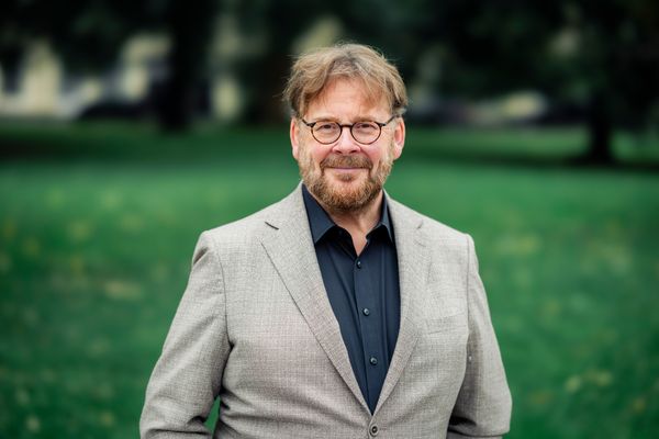 Emma (35) in Burenruzies: ‘Van de buren mogen we ’s nachts de wc niet doortrekken’