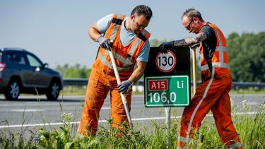 Twijfel je over de maximumsnelheid op de snelweg? Mogelijk bieden de hectometerbordjes uitkomst. / Robin van Lonkhuijsen | ANP