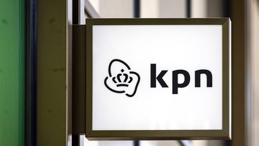 ROTTERDAM - Logo van het telecomconcern KPN. REMKO DE WAAL