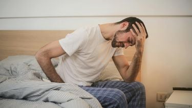Nieuw migraine-implantaat biedt hoop voor migrainepatiënten, maar experts blijven voorzichtig