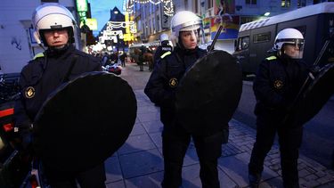 Politie arresteert honderden Britse hooligans. / ANP