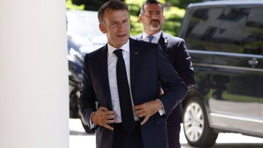 epa13038493 French President Emmanuel Macron (L) arrives to the Hotel Royal ahead of the G7 summit in Evian-les-Bains, France, 15 June 2026. The 52nd G7 Summit will take place from 15 to 17 June 2026 in Evian-les-Bains on Lake Geneva.  EPA/YOAN VALAT