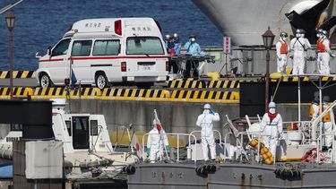 Tien passagiers op cruiseschip Japan besmet met coronavirus