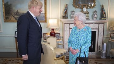 Britse koningin keurt schorsing parlement goed