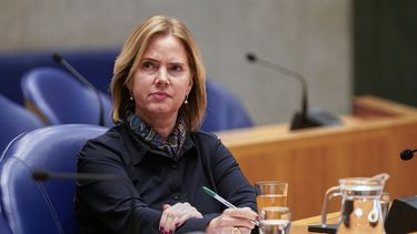 Oppositie eist excuses van minister voor fouten rondom Stint