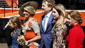 De koninklijke familie op koningsdag 2019 in Amersfoort, toen alles nog gewoon was.