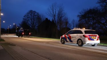 Politie grijpt in op feestjes in Brabant, samenscholing in Arnhem