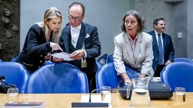 DEN HAAG - Femke Wiersma, minister van Landbouw, Visserij, Voedselzekerheid en Natuur, en Marjolein Faber, minister van Asiel en Migratie,  op de eerste dag van de Algemene Politieke Beschouwingen. ANP REMKO DE WAAL