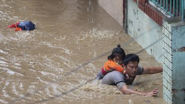 Zeker 180 doden door overstromingen Zuid-Azië