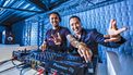 De mannen van de DJ-marathon, Amrish Raghosing (l) en Anthony Donner.