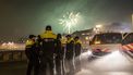 Politie met vuurwerk.