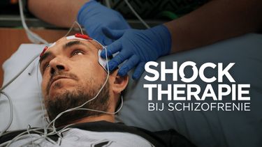 In de documentaire zie je schizofreniepatiënten die shocktherapie krijgen