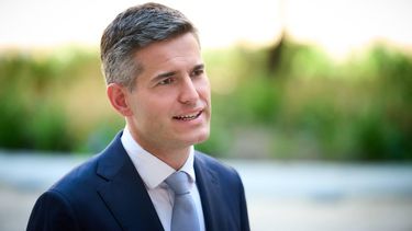 DEN HAAG - Tom Berendsen, minister van Buitenlandse Zaken staat de pers te woord voorafgaand aan de wekelijkse ministerraad in het ministerie van Algemene Zaken. PHIL NIJHUIS / ANP