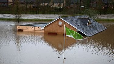 Overstromingen door storm Dennis: veel Britten moeten evacueren