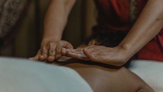 Massage na een drukke dag? Dit gebeurt er volgens nieuw onderzoek in je lichaam