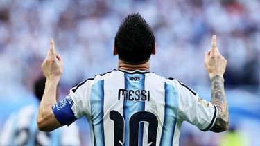 epaselect epa13084649 Lionel Messi of Argentina celebrates scoring the opening goal during the FIFA World Cup 2026 Round of 32 match Argentina against Cape Verde, in Miami, USA, 03 July 2026.  EPA/RONALD WITTEK