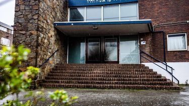 ROTTERDAM - Bij een synagoge op het A.B.N. Davidsplein is brand gesticht. De brand ging na korte tijd vanzelf uit. MEDIA TV / ANP