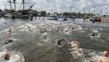 Amsterdam City Swim haalt miljoen euro voor ALS op